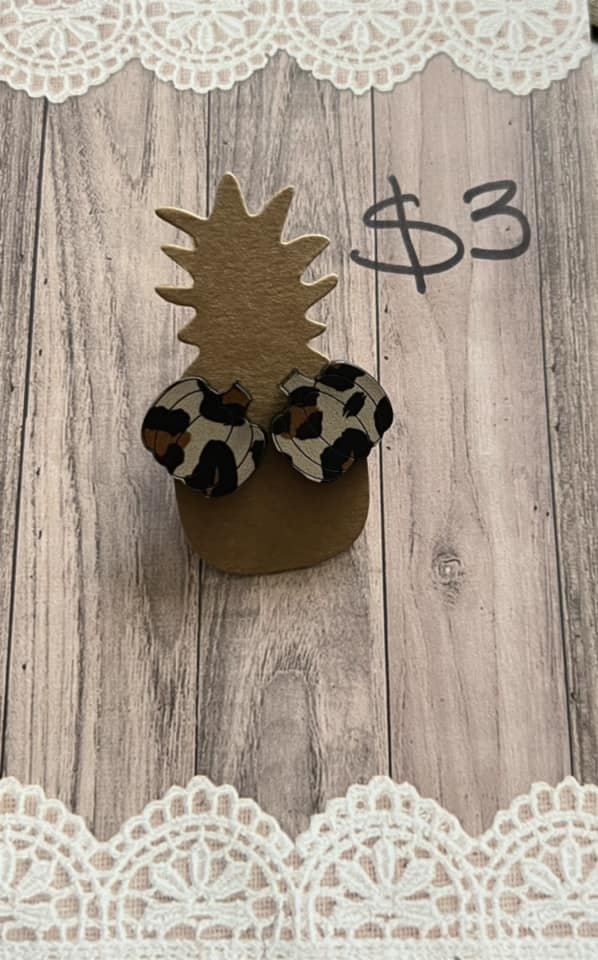 Leopard Pumpkin Stud