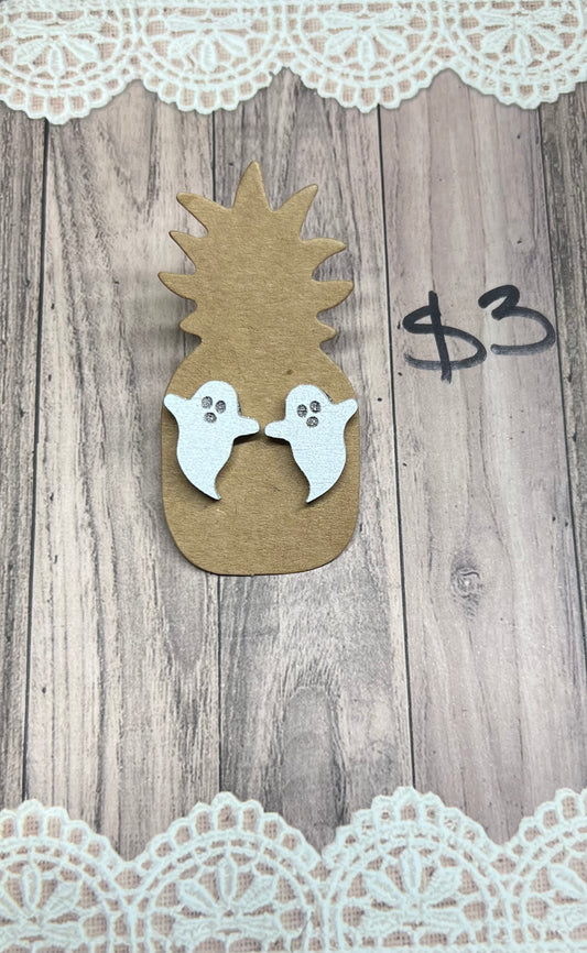 Floating Ghost - Stud