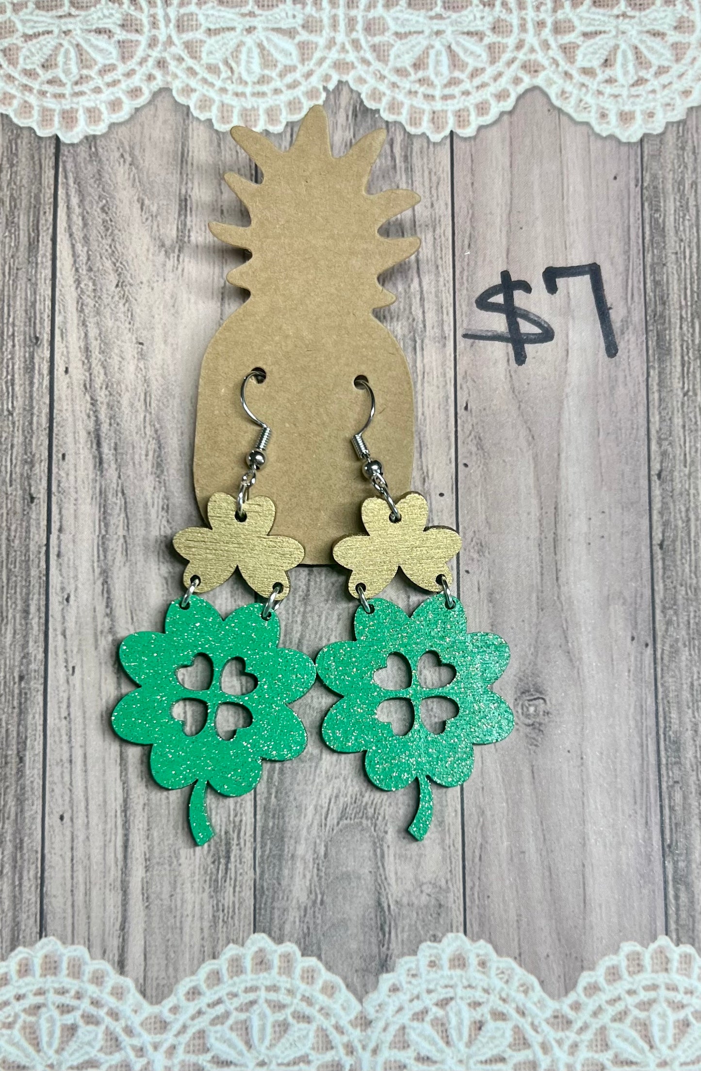 Clover Dangles 2