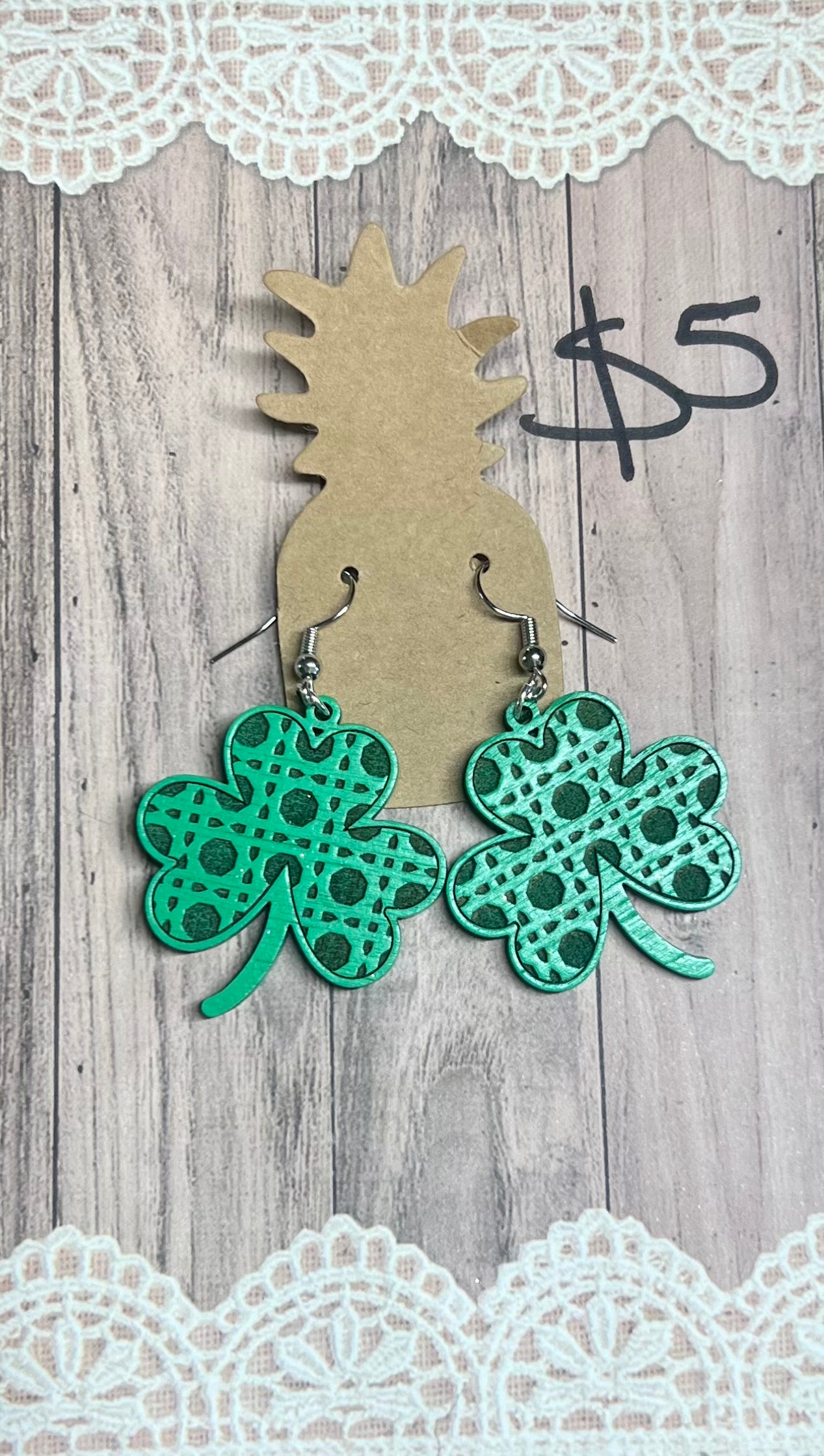 Clover Dangles 5