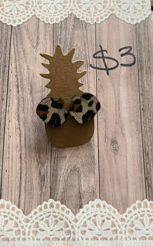 Leopard Pumpkin Stud